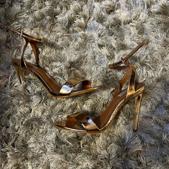 Rose gold ankle strap heel - Picture 1 of 3